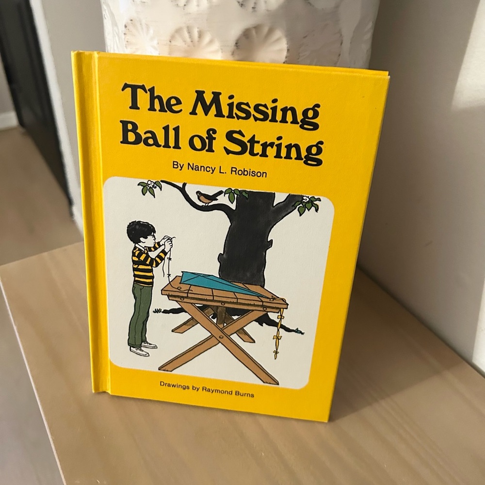 Vintage 1977 The Missing Ball of String Bright Yellow Hardcover Children's Book